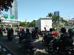 Ada Kecelakaan Lagi di JLNT Casablanca, Kali Ini Korbannya Ojol