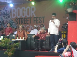 Di Acara Cap Go Meh Bogor, Ketua MPR: Indonesia Bangsa yang Toleran