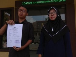 Diduga Anak Dibunuh Tapi Dianggap Kecelakaan, Ibu Ini Lapor Polisi