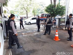 Sidang Vonis Jonru, Penjagaan di PN Jaktim Diperketat Sidang Vonis Jonru, Penjagaan di PN Jaktim Diperketat