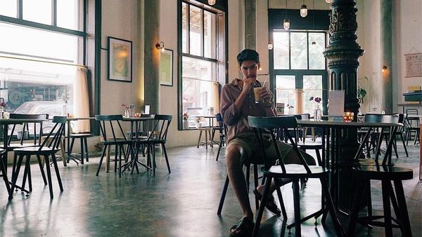 Selain Doyan Kulineran, Dimas Beck Ternyata Juga Bisa Masak Lho! Penasaran?