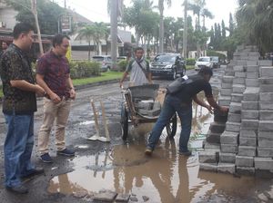 Jalan Perum di Sidoarjo yang Didemo Karena Rusak Diperbaiki