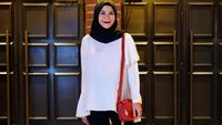 Foto: 10 Gaya Hijab Bumil Zaskia Mecca yang Masih Seperti ABG