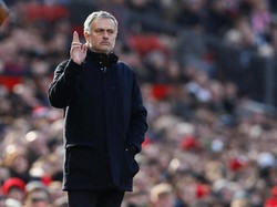 Petikan Lain Monolog 12 Menit Mourinho: Soal Komitmen dan Usia