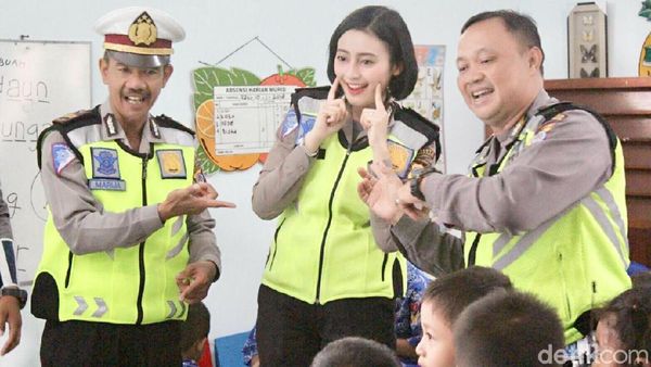 Sosok Bripda Adel, Polwan Cantik yang Viral karena Berseragam SMP