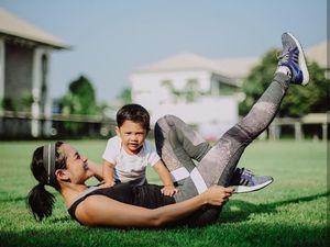 Asyik! Saat Andien Olahraga Ditemani sang Anak, Kawa