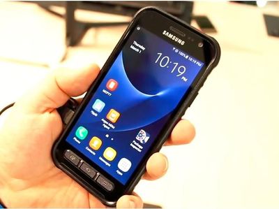 Penampakan Ponsel Tangguh Samsung untuk Polisi dan Pemadam