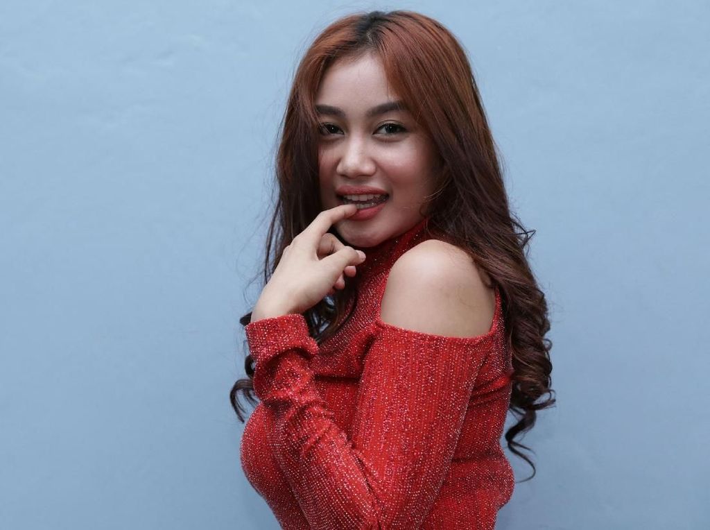 Pamela Safitri Batal Nyanyi, Adik Andika Mahesa Geram Pamela Safitri Batal Nyanyi, Adik Andika Mahesa Geram