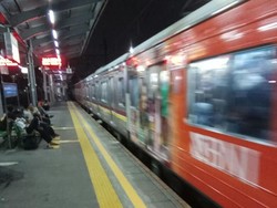 Rel Patah KRL Bogor-Jakarta Teratasi, Perjalanan Kembali Normal