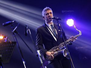 Santai Bersama Danish Radio Big Band with Curtis Stringers