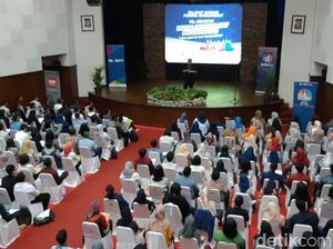 Hebohnya Ribuan Orang Melamar Gabung Transmedia di Yogya Hari Ini Hebohnya Ribuan Orang Melamar Gabung Transmedia di Yogya Hari Ini