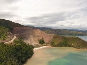 Tembus Hutan dan Bukit, Jalan Trans Papua Barat Sudah Tersambung