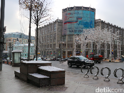 Penjualan Mobil di Rusia Anjlok, Sebulan Cuma Laku 25 Ribu Unit