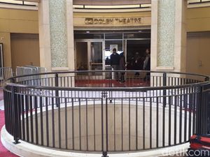 Gelaran Oscar Sepi dari Patung Ikonik Bercat Emas