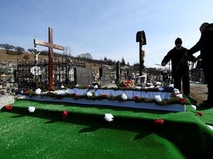 Foto: Pemakaman Wartawan yang Dibunuh karena Tulis Skandal Korupsi