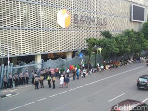 Massa PBB Janji akan Ikuti Sidang dengan Tenang Tanpa Orasi Massa PBB Janji akan Ikuti Sidang dengan Tenang Tanpa Orasi