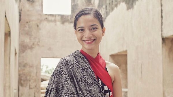 Potret Putri Marino dengan Senyum Menawan yang Memikat Chicco Jerikho