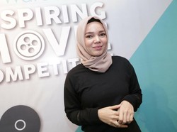 Dewi Sandra Tersentuh dan Kagumi Cara Hijrah Inneke Koesherawati