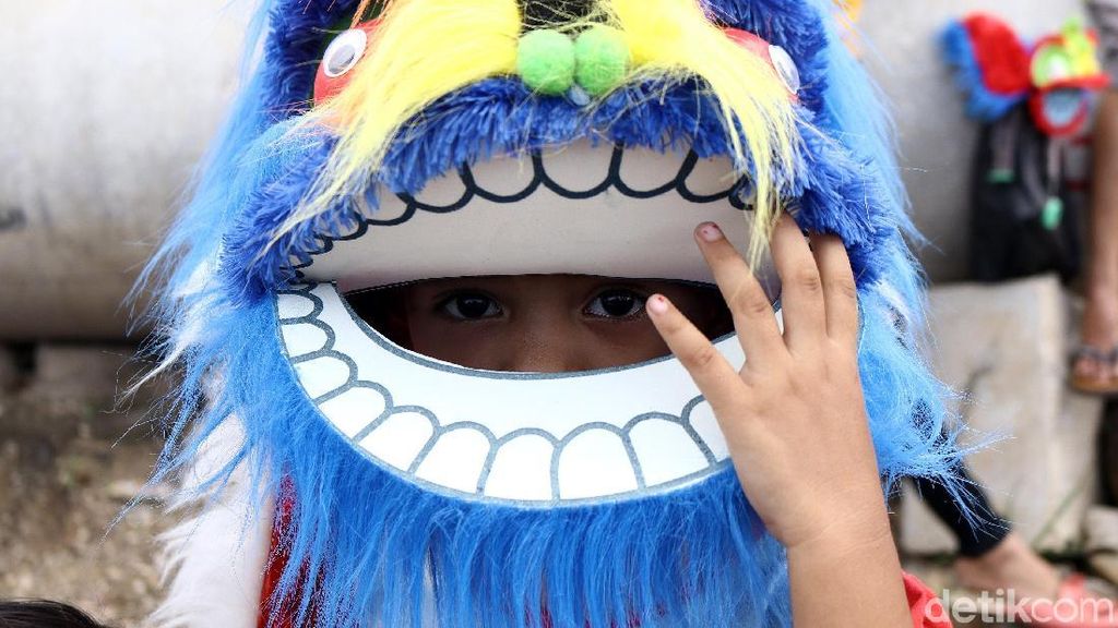 Cap Go Meh, Mainan Barongsai Laris Manis Cap Go Meh, Mainan Barongsai Laris Manis