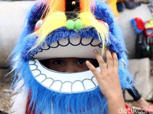 Cap Go Meh, Mainan Barongsai Laris Manis Cap Go Meh, Mainan Barongsai Laris Manis