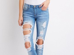 5 Tren Fashion yang Sebaiknya Dihindari Wanita 35 Tahun ke Atas