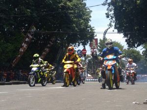 Pembalap Belia 10 Tahun Ikuti Kejuaraan Road Race di Probolinggo