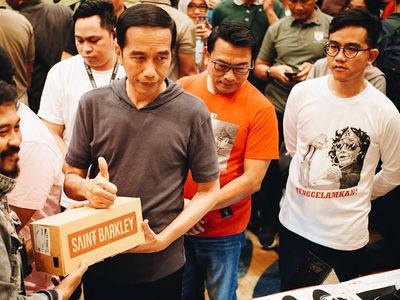 Momen Gibran Berkaos Tenggelamkan ala Menteri Susi