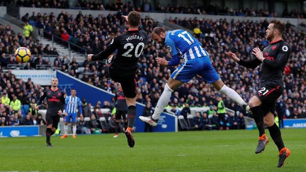 Arsenal kalah 1-2 dari Brighton Albion.