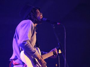 Lirik dan Arti Lagu Who Knows Daniel Caesar, Trending di TikTok