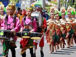 23 Peserta Meriahkan Festival Drum Band Etnik Banyuwangi
