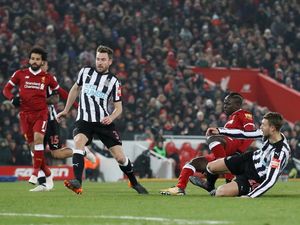 Kalahkan Newcastle, Liverpool Naik ke Peringkat Dua