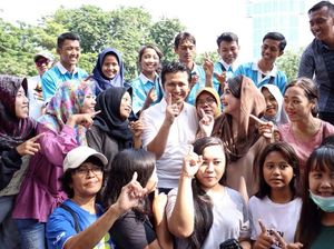 Saat Emil Dengarkan Keluhan Pedagang di CFD Darmo Surabaya