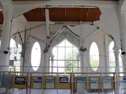 Tanda Kebesaran Allah di Masjid Rahmatullah Aceh