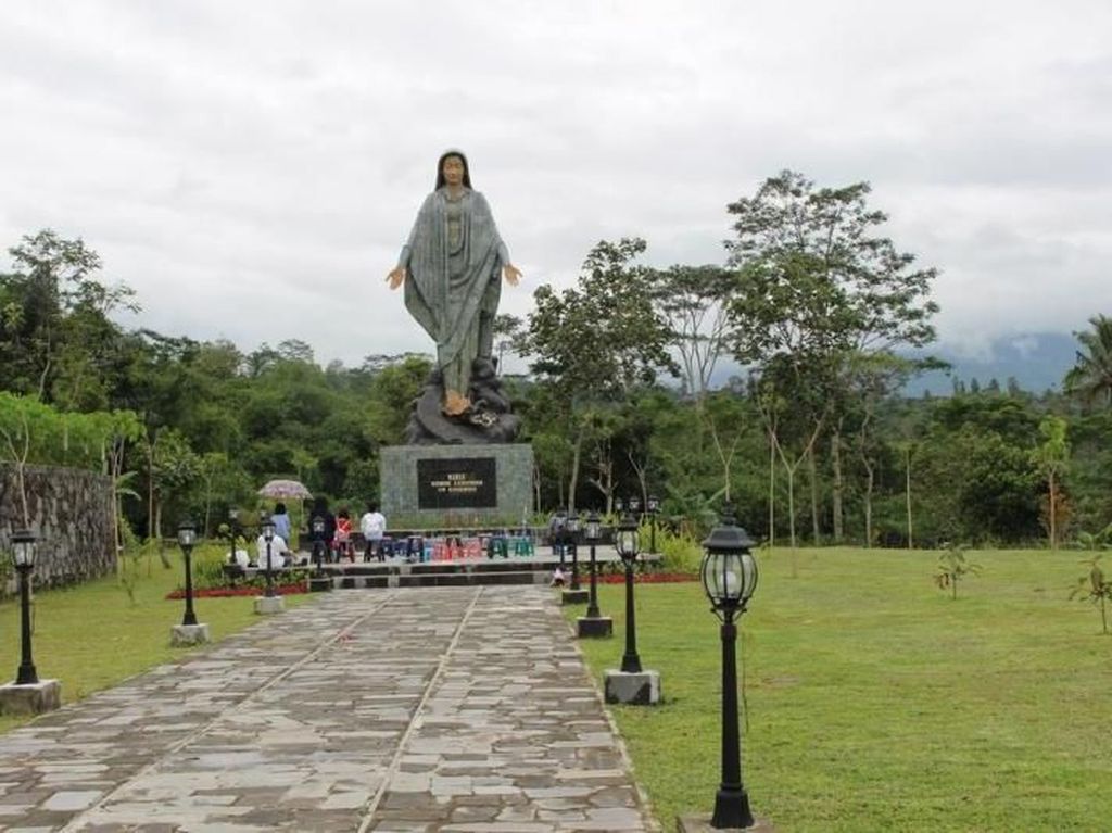 Taman Doa Gantang, Taman yang Penuh Syahdu Taman Doa Gantang, Taman yang Penuh Syahdu