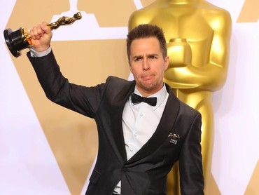 Sam Rockwell, lawan main Francais juga berhasil membawa pulang piala di kategori Best Supporting Actors. REUTERS/Mike Blake