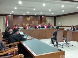 Terbukti Terima Suap, Eks Auditor BPK Ali Sadli Dihukum 6 Tahun Bui