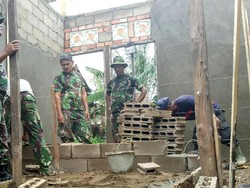 Bedah Gubuk Reyot di Tengah Kota, Dandim: Itu Sangat Tak Layak Huni