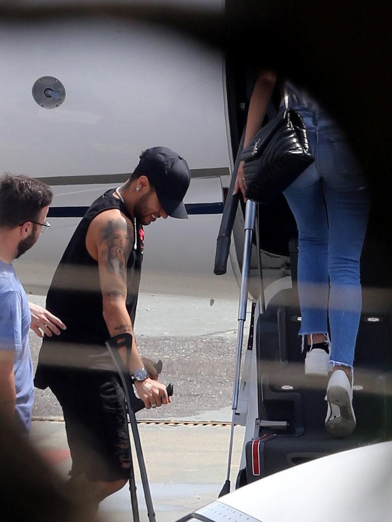 Ini Kondisi Terbaru Neymar Usai Jalani Operasi