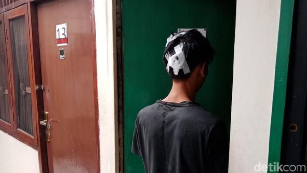 Plester di Kepala Detok, Korban Penyerangan Geng Motor di Kemang