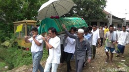 Satu Pemuda Purwakarta Tewas Diduga Keracunan Miras Oplosan Satu Pemuda Purwakarta Tewas Diduga Keracunan Miras Oplosan