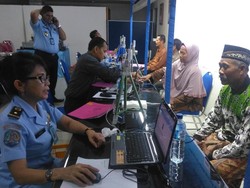 Imigrasi Tanjung Perak Beri Kemudahan Pemohon Paspor Baru