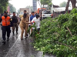 Sidak dan Bersih-bersih Pasar Keputran, Risma Punya Alasan Khusus