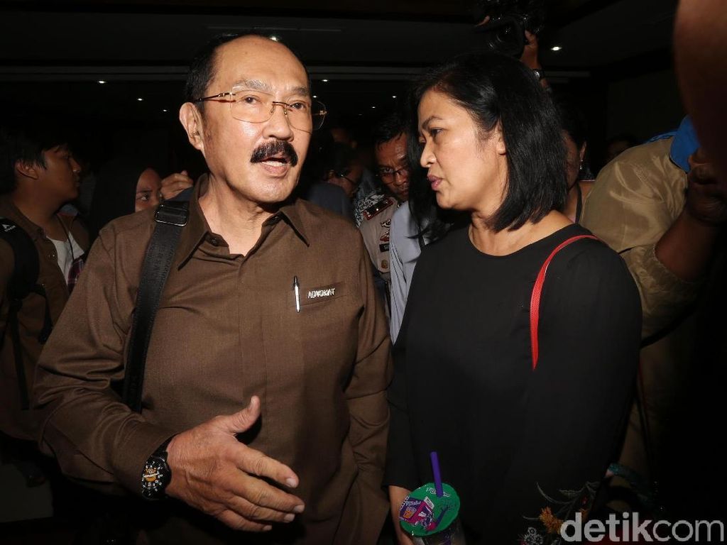 KPK: Jika Fredrich Tak Kooperatif, Jaksa akan Tuntut Hukuman Maksimal KPK: Jika Fredrich Tak Kooperatif, Jaksa akan Tuntut Hukuman Maksimal