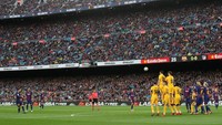 Bisa dibilang Atletico nyaris sempurna saat bertahan. Satu pelanggaran menjadi noda penampilan mereka malam itu. (Foto: Albert Gea/REUTERS)