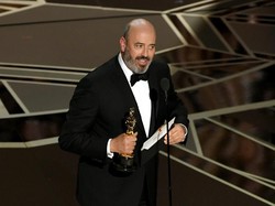 Kalahkan The Shape of Water, Phantom Thread Juarai Kostum Terbaik