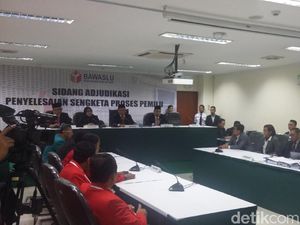Sidang Putusan Partai Idaman dan 2 Parpol Lainnya Dimulai Sidang Putusan Partai Idaman dan 2 Parpol Lainnya Dimulai