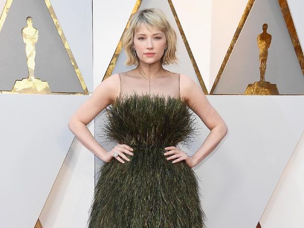 Dress Rumput ala Haley Bennet, Yay or Nay?