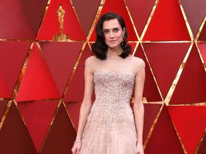 Deretan Artis dengan Busana Terbaik dan Terburuk di Oscar 2018 Deretan Artis dengan Busana Terbaik dan Terburuk di Oscar 2018