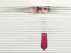 Mengenal Ochlophobia, Fobia Takut Keramaian