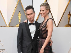 Sam Rockwell Sabet Piala Oscar Aktor Pendukung Terbaik Sam Rockwell Sabet Piala Oscar Aktor Pendukung Terbaik